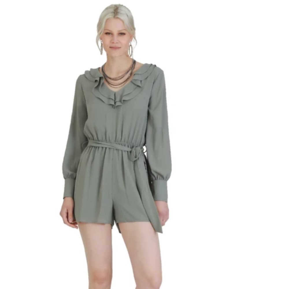 *NWT* Max Sport Long Sleeve Ruffle Romper